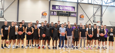 Link zur Presseinformation Nr. 094 / 2023 "Herzzentrum der UMG mit medizinischen Check-ups bei Profi-Basketballern der BG Göttingen"