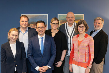 Bild zur Presseinformation "Wissenschaftsminister Falko Mohrs zu Besuch an der Universitätsmedizin Göttingen"